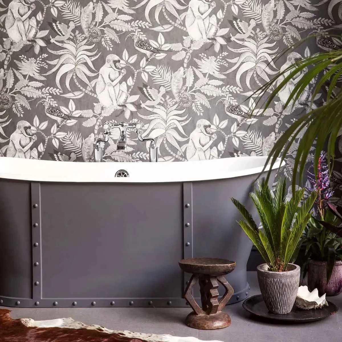 Cole & Son 'Savuti - Soot on Charcoal' Wallpaper