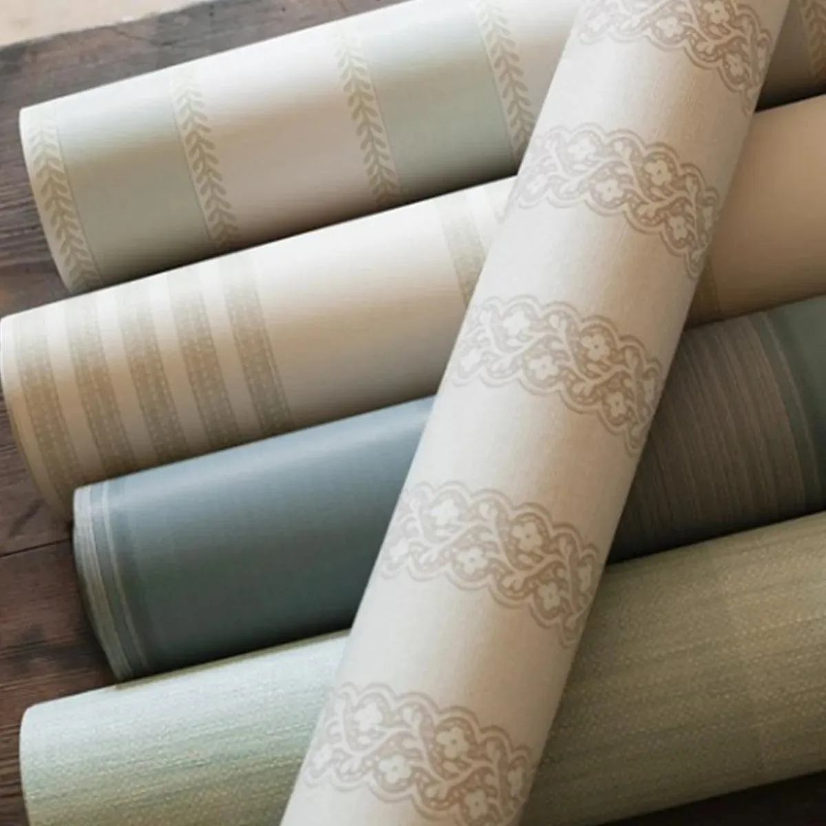 Colefax & Fowler - Appledore Stripe Wallpaper
