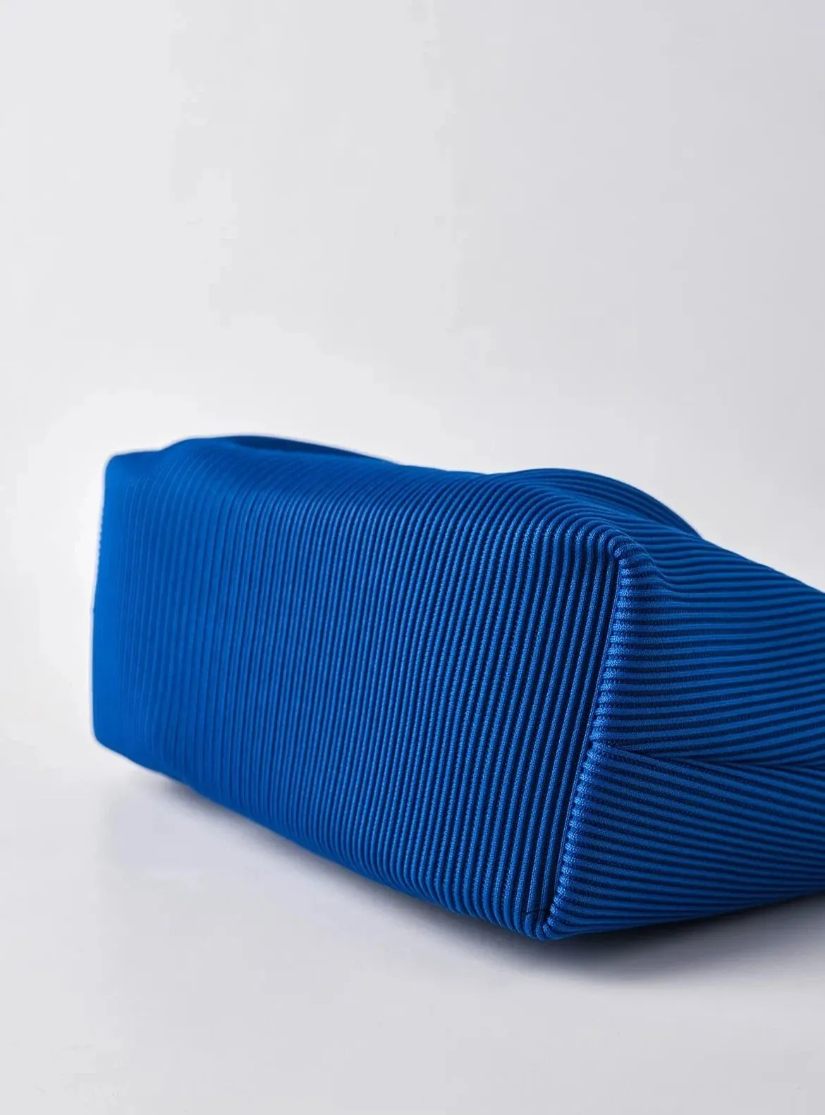 Elegant Pink Pleated Clutch Handbag