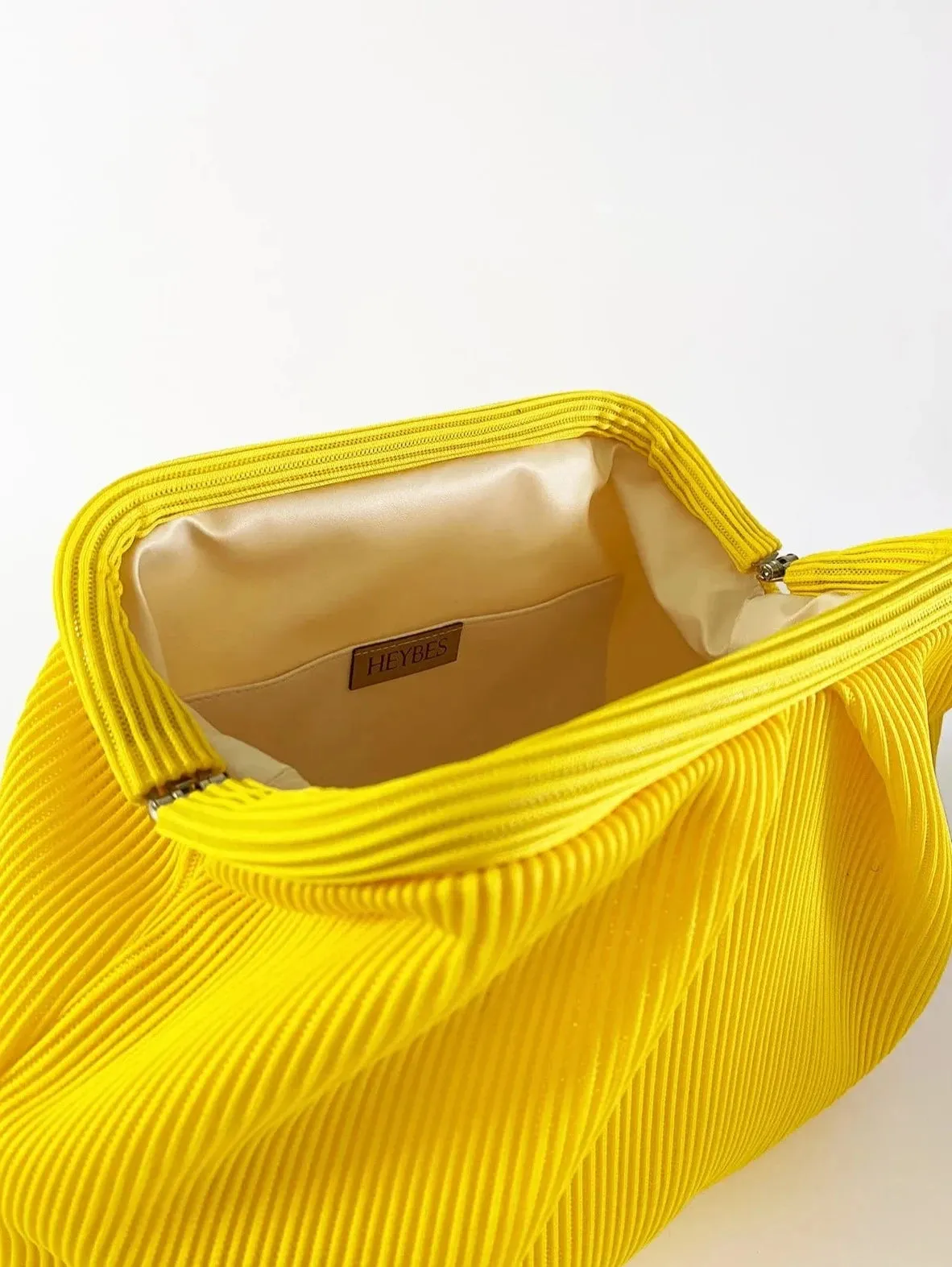 Elegant Pink Pleated Clutch Handbag