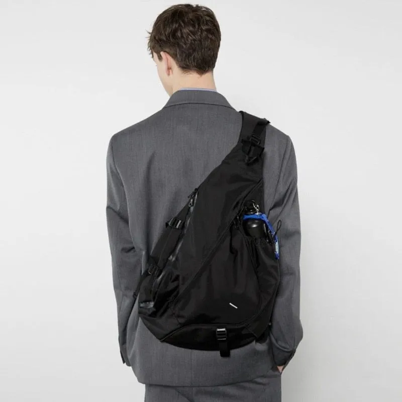 Experience the Futuristic Style with the 2023 Techwear Harajuku Design Nylon Large Capacity Handbag