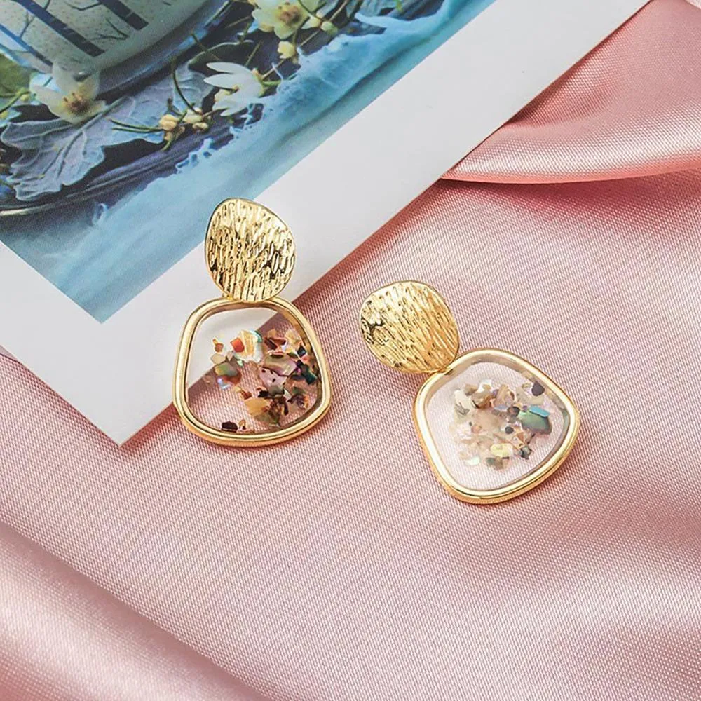 On-Trend Geometric Shape Drop Earrings