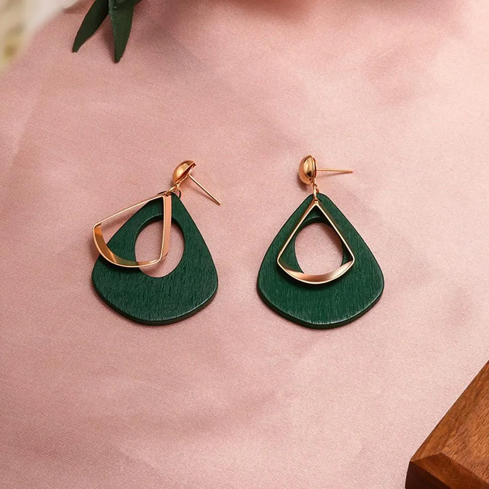 On-Trend Geometric Shape Drop Earrings