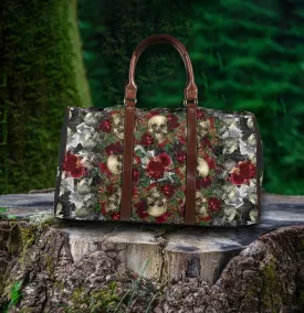 Skulls and Roses on Silver Old Carpet Women's Travel Bag